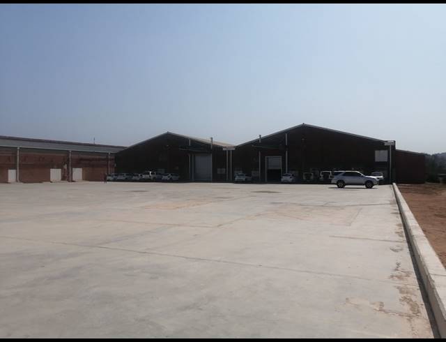 3,808M² FACTORY TO LET IN NEW GERMANY